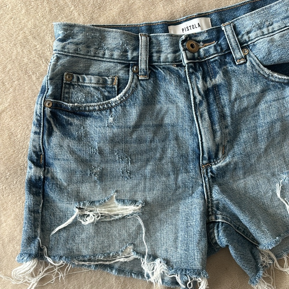 ♥️… Pistola Jean Shorts - Picture 2 of 4